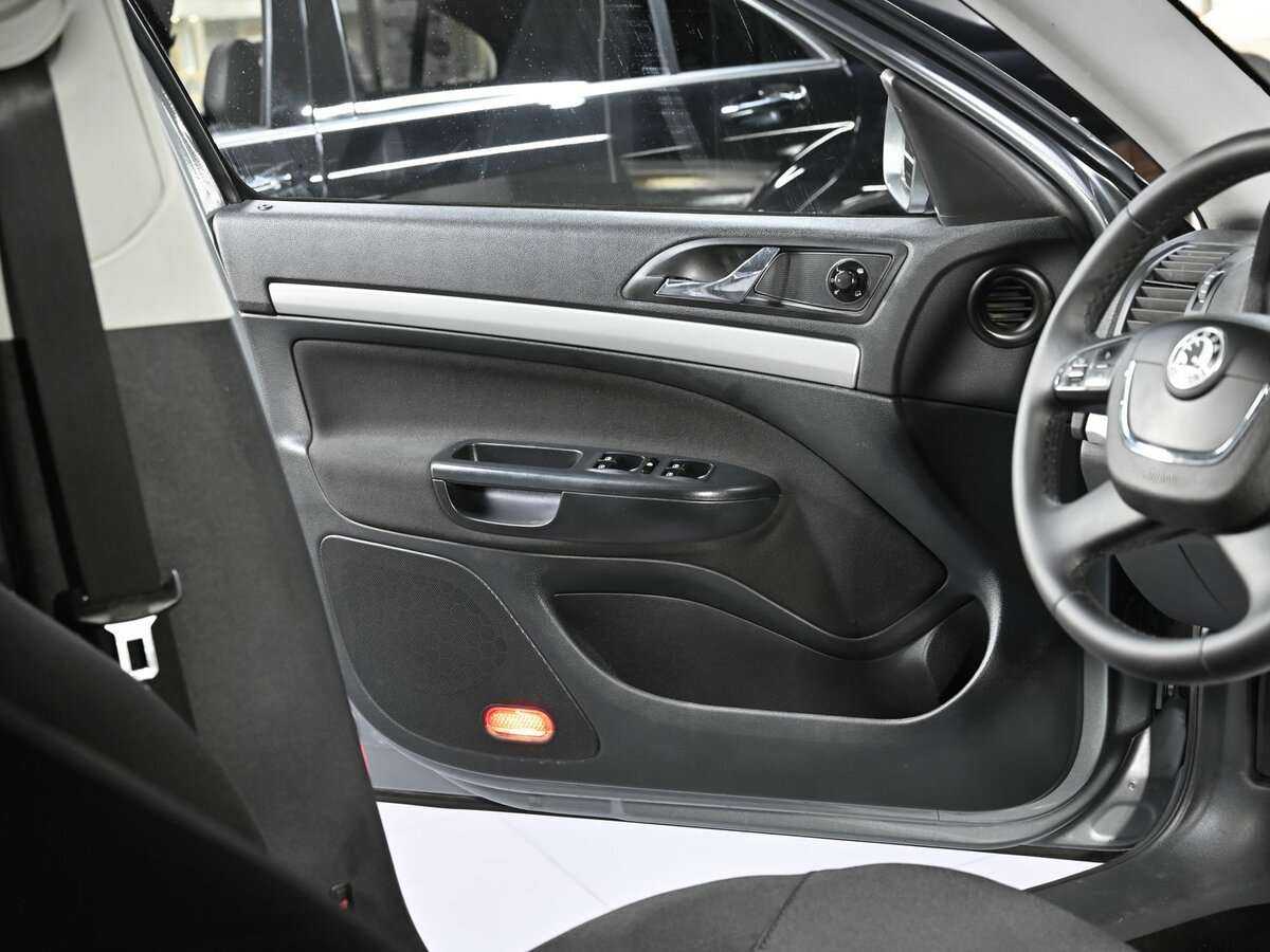 Купить Шкода Октавия, 2012, 120 000 км.. Фото: #4