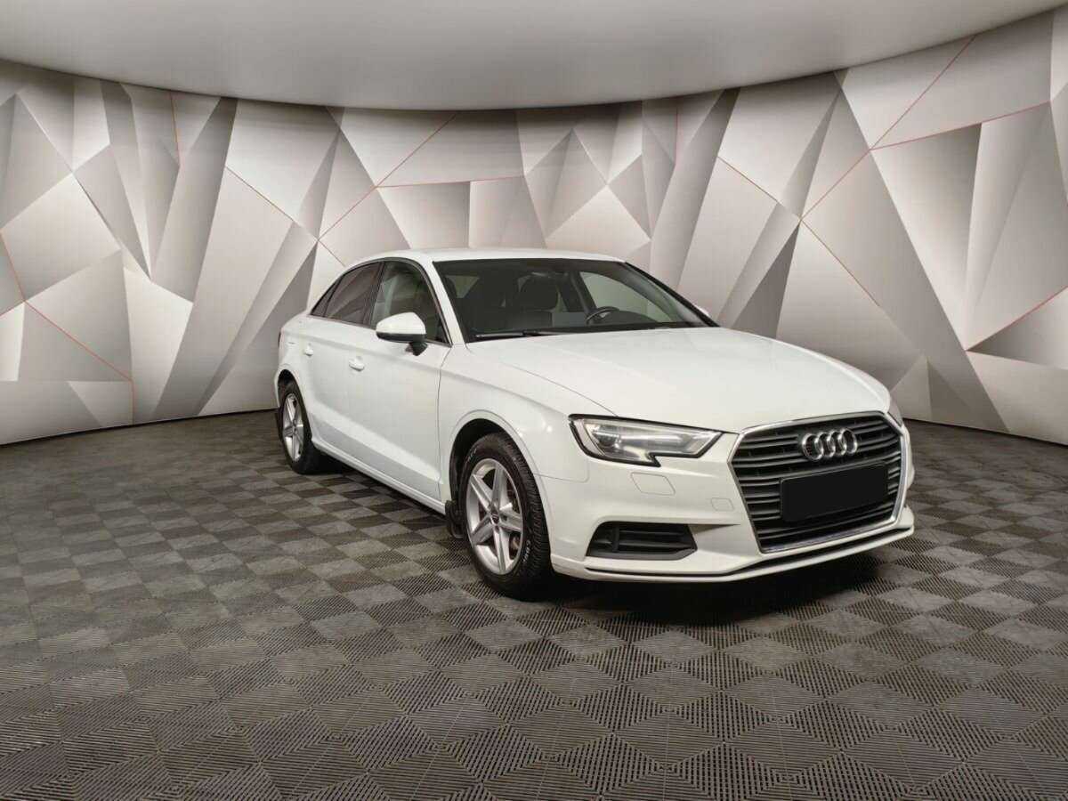 Купить Audi A3, 2019, 107 500 км.. Фото: #2