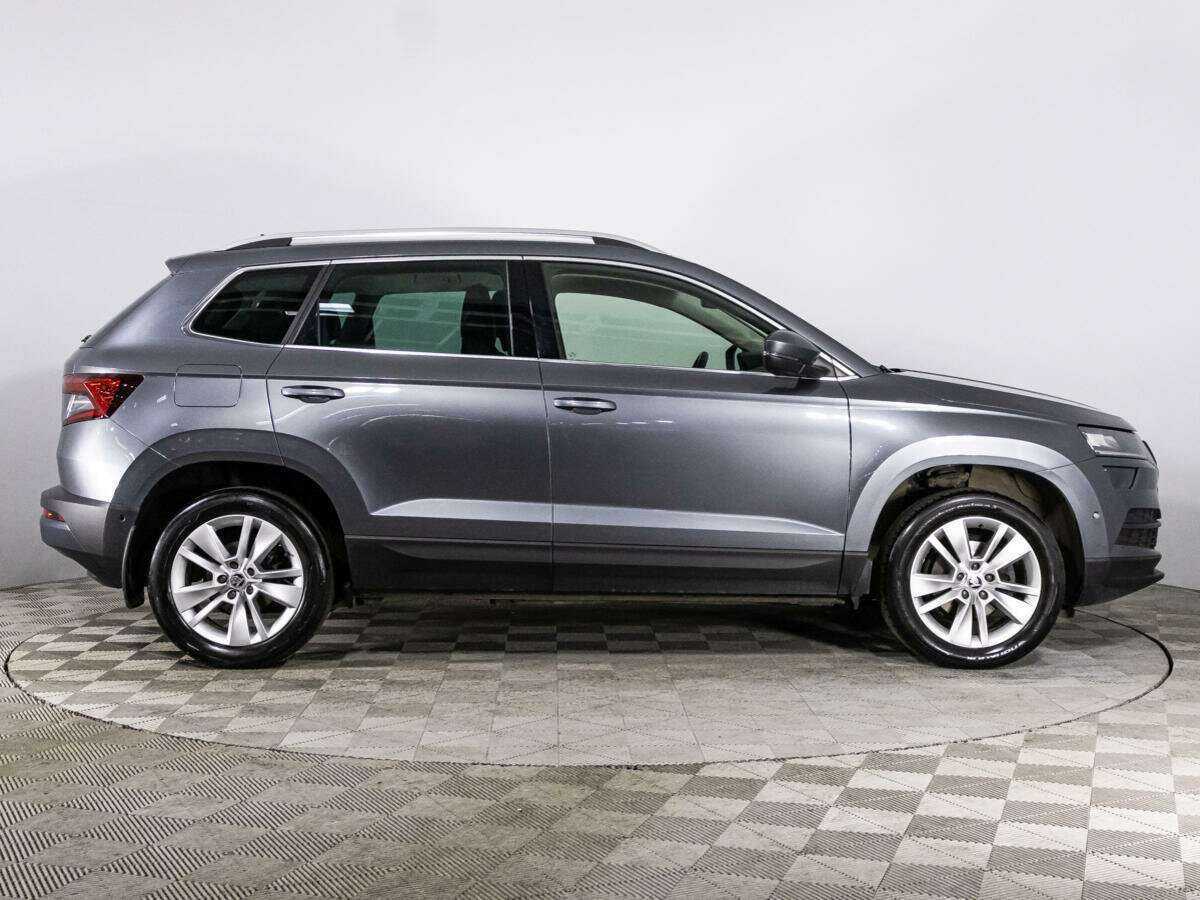 Купить Skoda Karoq, 2020, 96 969 км.. Фото: #2
