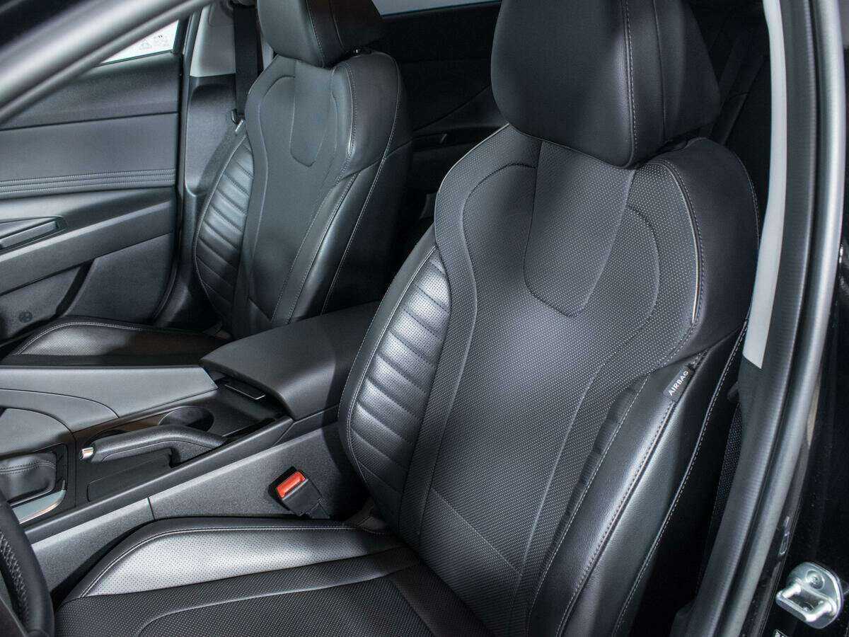 Купить Hyundai Elantra, 2023, 8 327 км.. Фото: #15