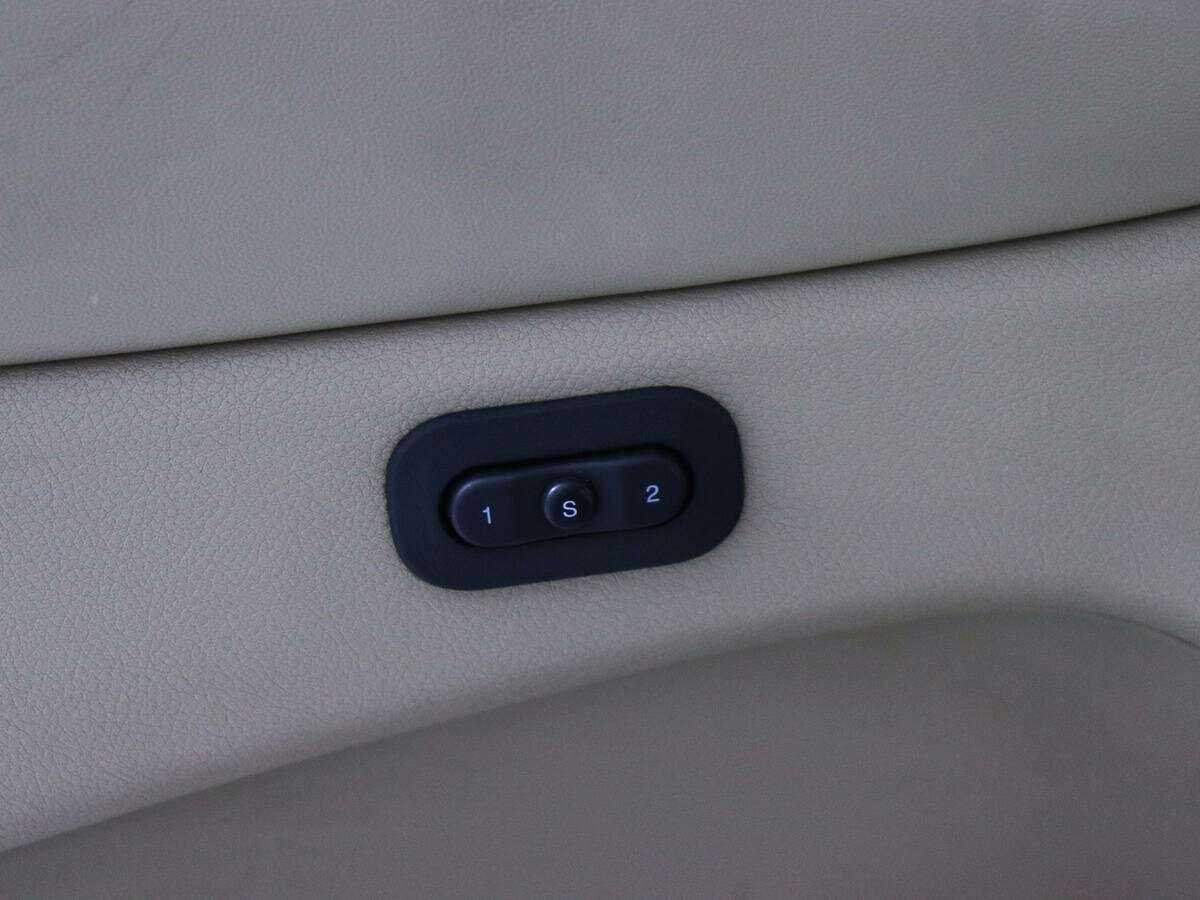 Купить Jeep Grand Cherokee, 2012, 248 569 км.. Фото: #19