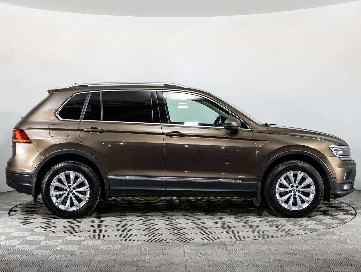 Купить Volkswagen Tiguan, 2017, 160 237 км.. Фото: #3