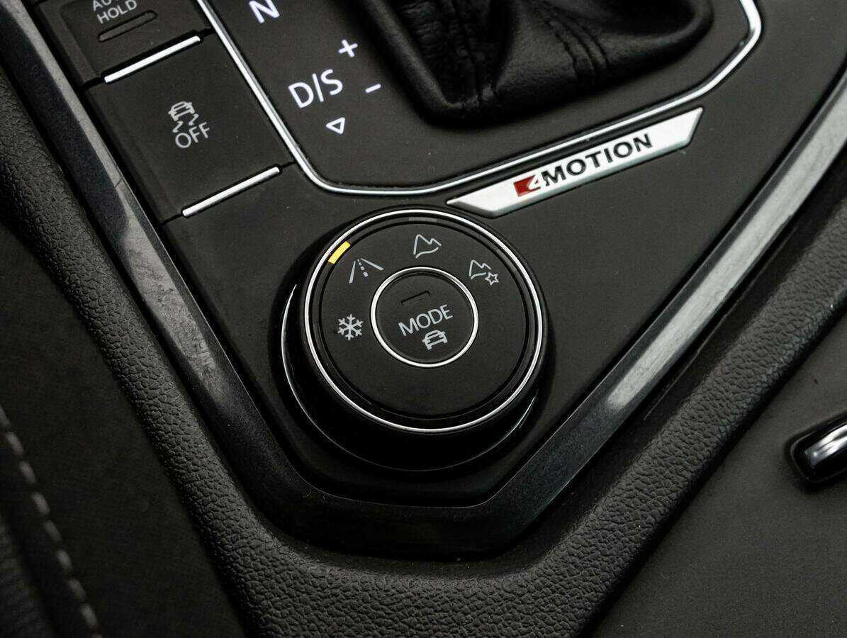 Купить Volkswagen Tiguan, 2017, 160 237 км.. Фото: #16