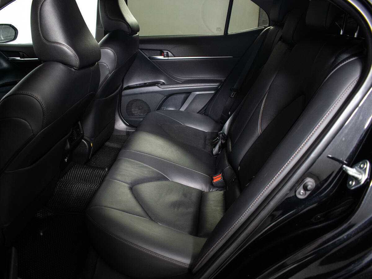 Купить Toyota Camry, 2018, 139 991 км.. Фото: #9