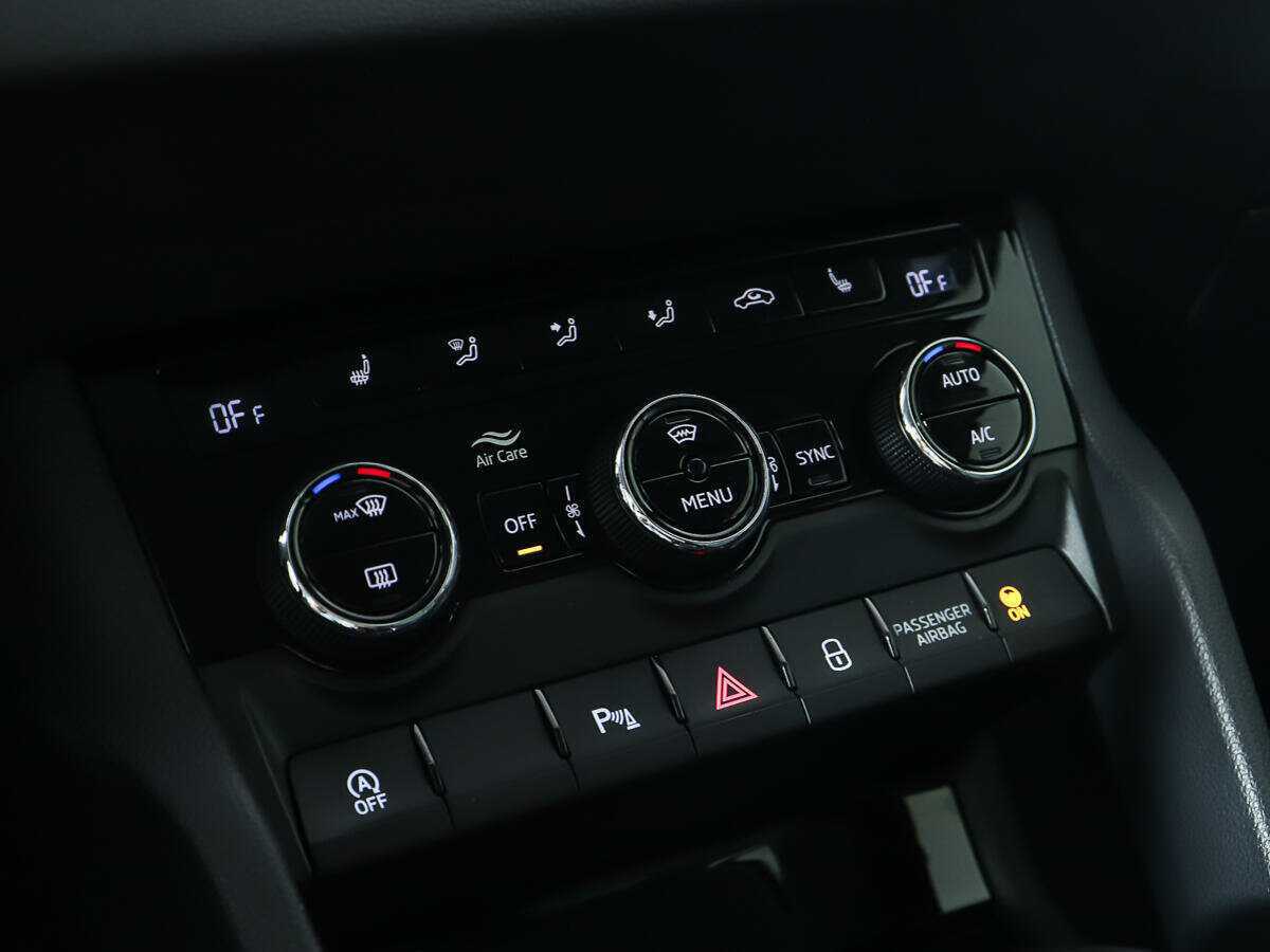 Купить Skoda Karoq, 2020, 58 000 км.. Фото: #18