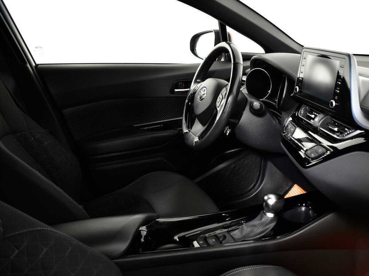 Купить Toyota C-HR, 2020, 102 000 км.. Фото: #8