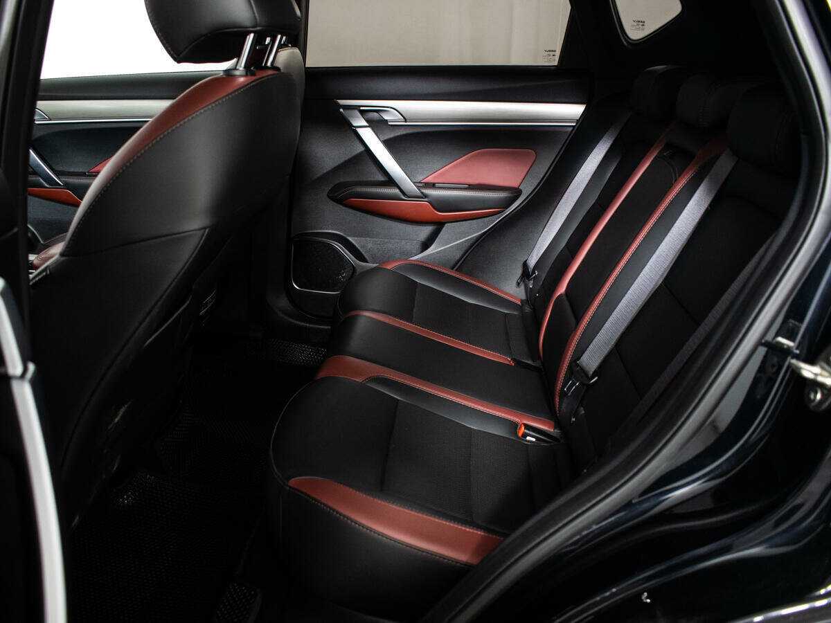 Купить Джили Кулрэй, 2021, 71 824 км.. Фото: #7