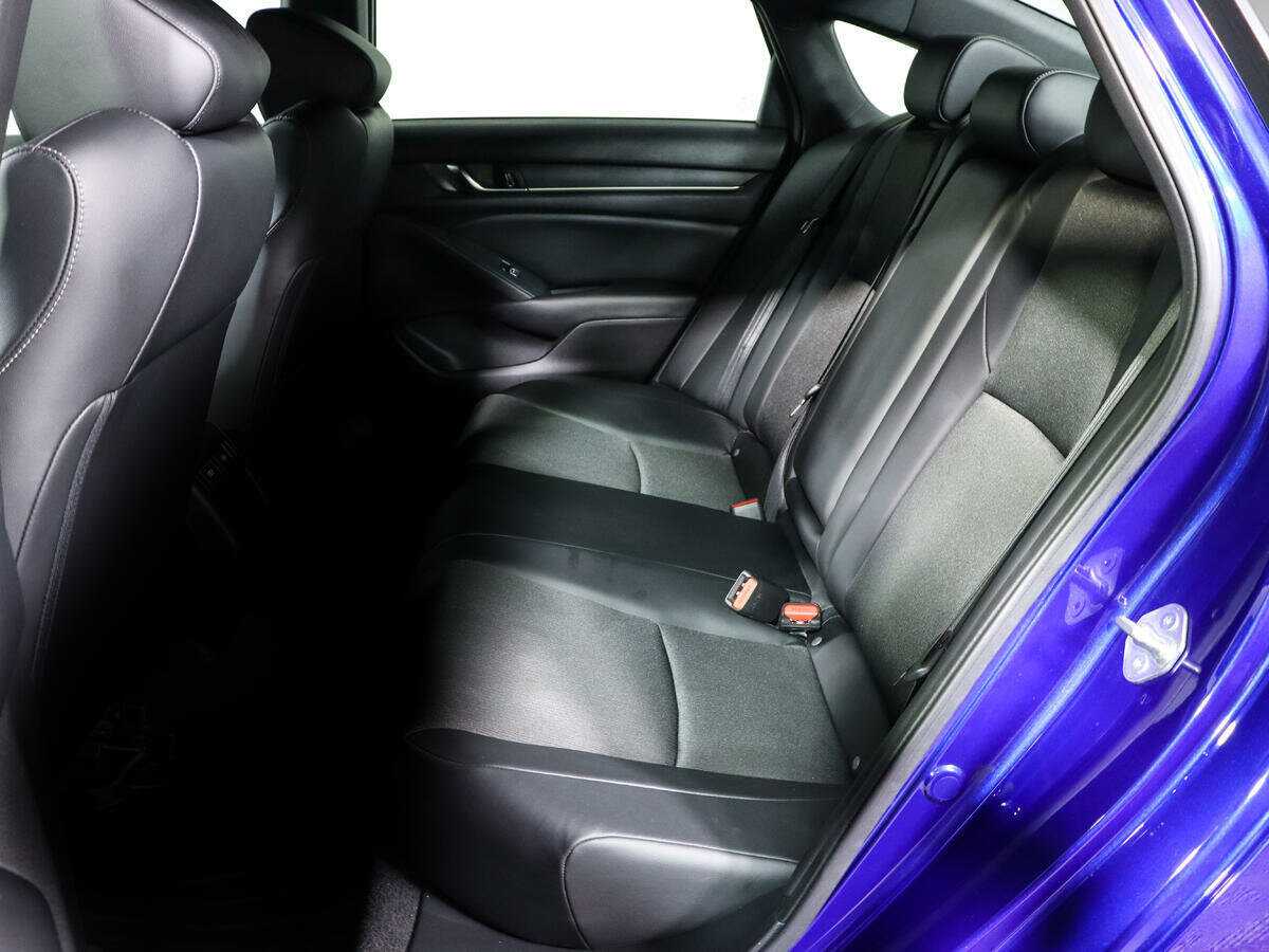 Купить Honda Accord, 2022, 10 620 км.. Фото: #6