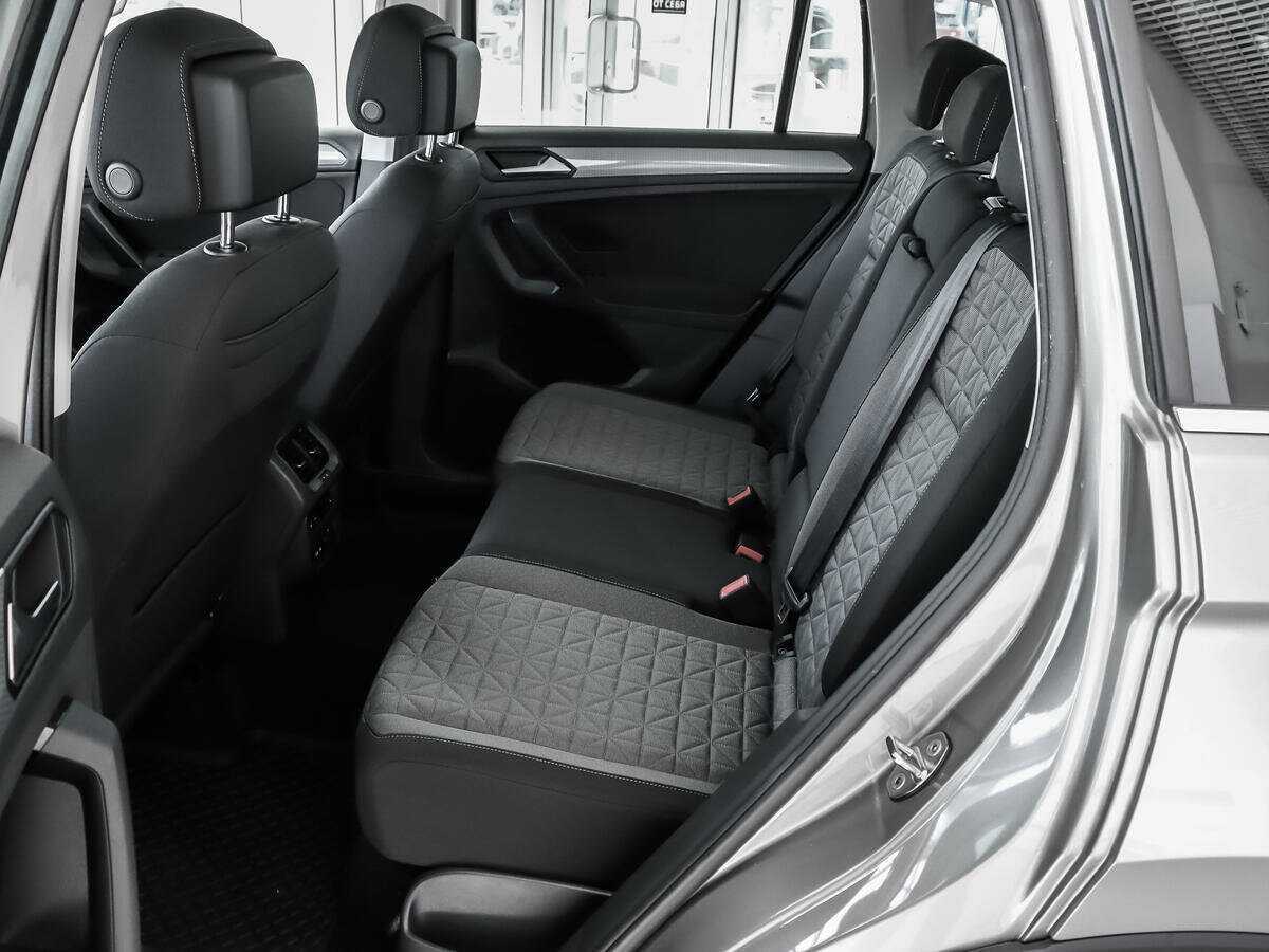 Купить Volkswagen Tiguan, 2021, 71 000 км.. Фото: #9