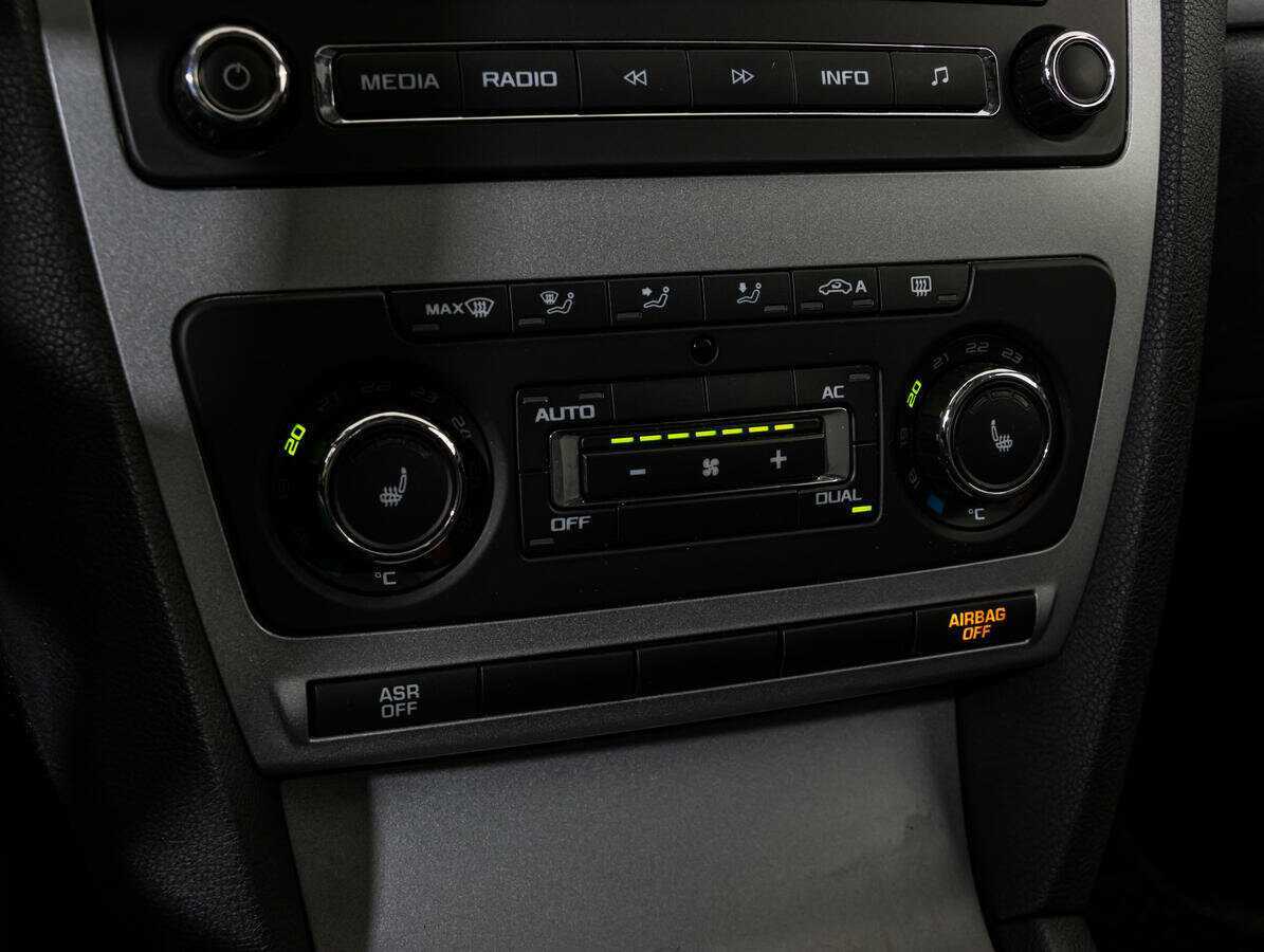 Купить Шкода Октавия, 2013, 173 477 км.. Фото: #10