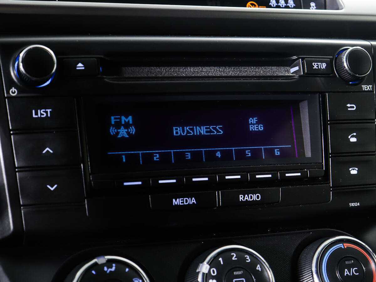 Купить Toyota RAV4, 2016, 101 402 км.. Фото: #17