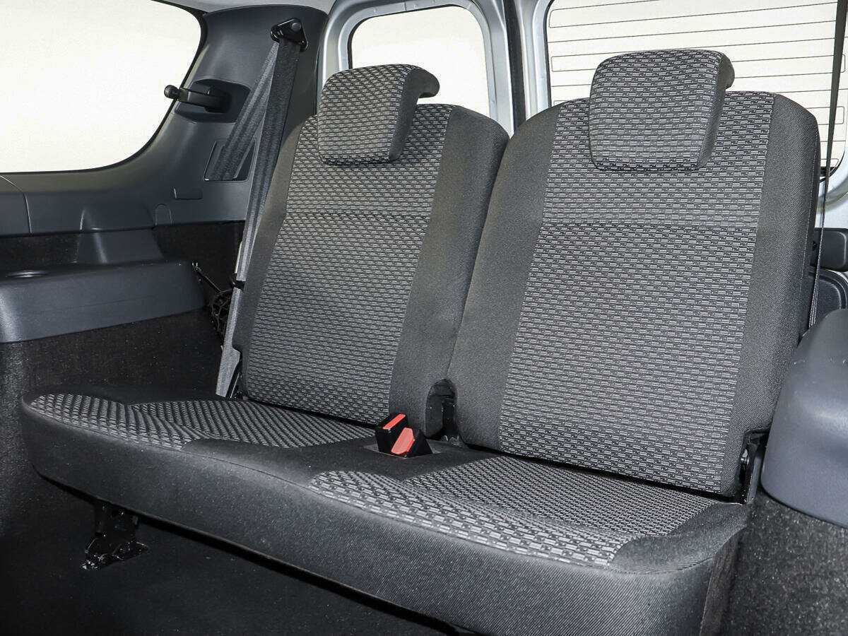 Купить Лада (ВАЗ) Ларгус, 2015, 68 768 км.. Фото: #10