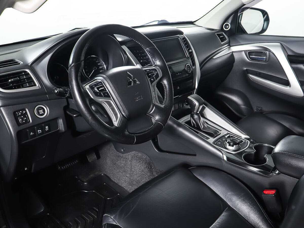 Купить Mitsubishi Pajero Sport, 2018, 108 416 км.. Фото: #12