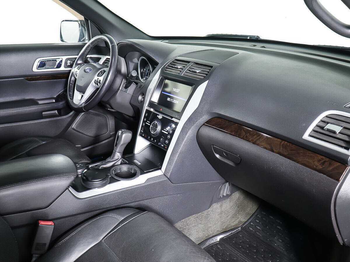 Купить Ford Explorer, 2013, 143 462 км.. Фото: #10