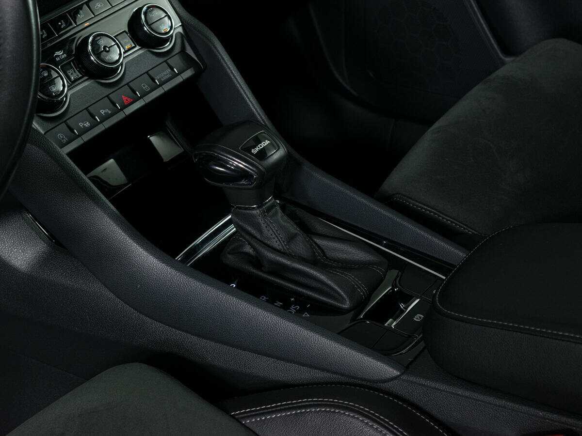 Купить Skoda Karoq, 2020, 77 620 км.. Фото: #15