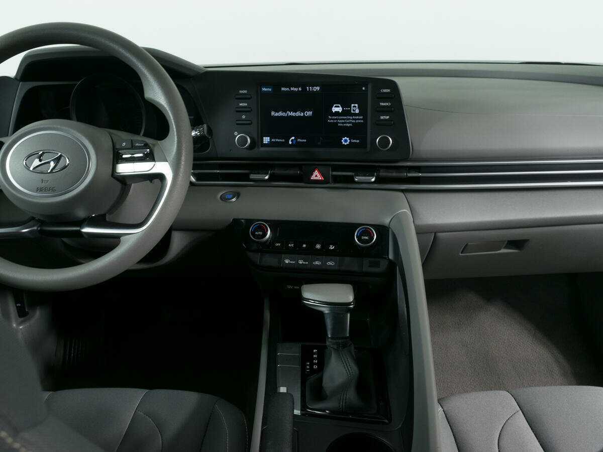 Купить Hyundai Elantra, 2021, 43 721 км.. Фото: #9