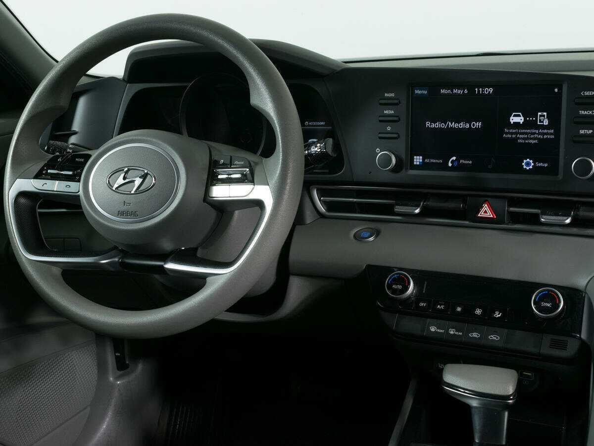 Купить Hyundai Elantra, 2021, 43 721 км.. Фото: #10