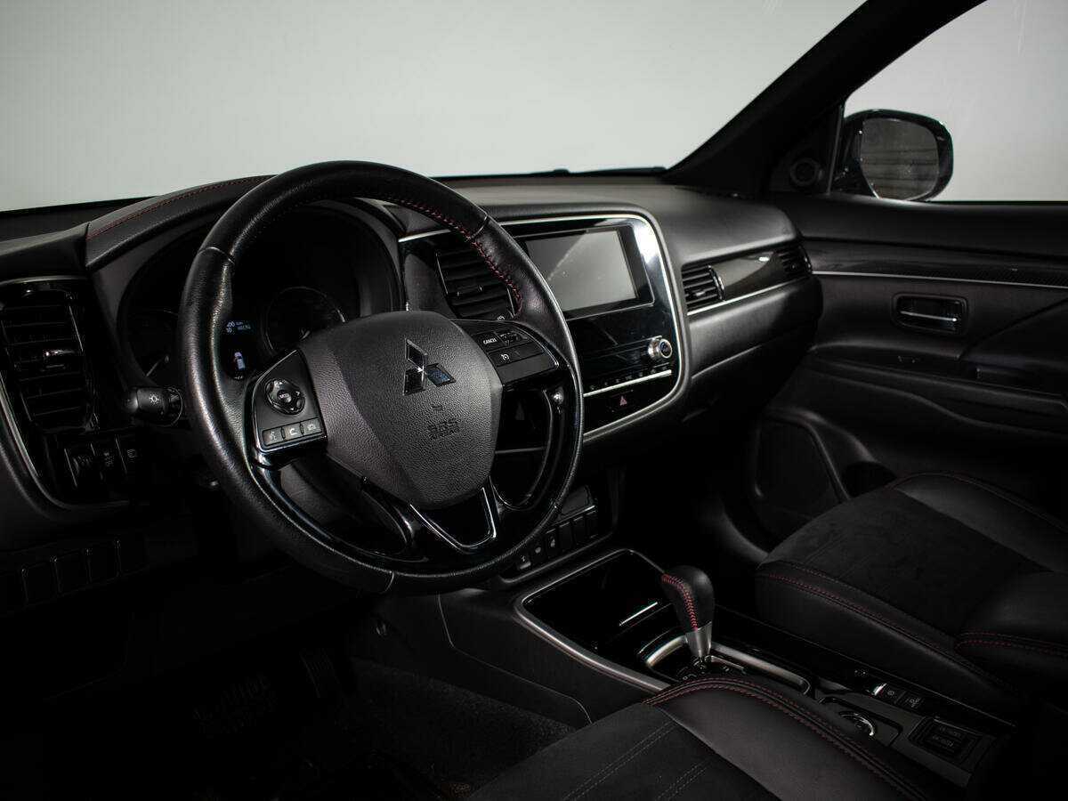 Купить Mitsubishi Outlander, 2021, 43 633 км.. Фото: #10