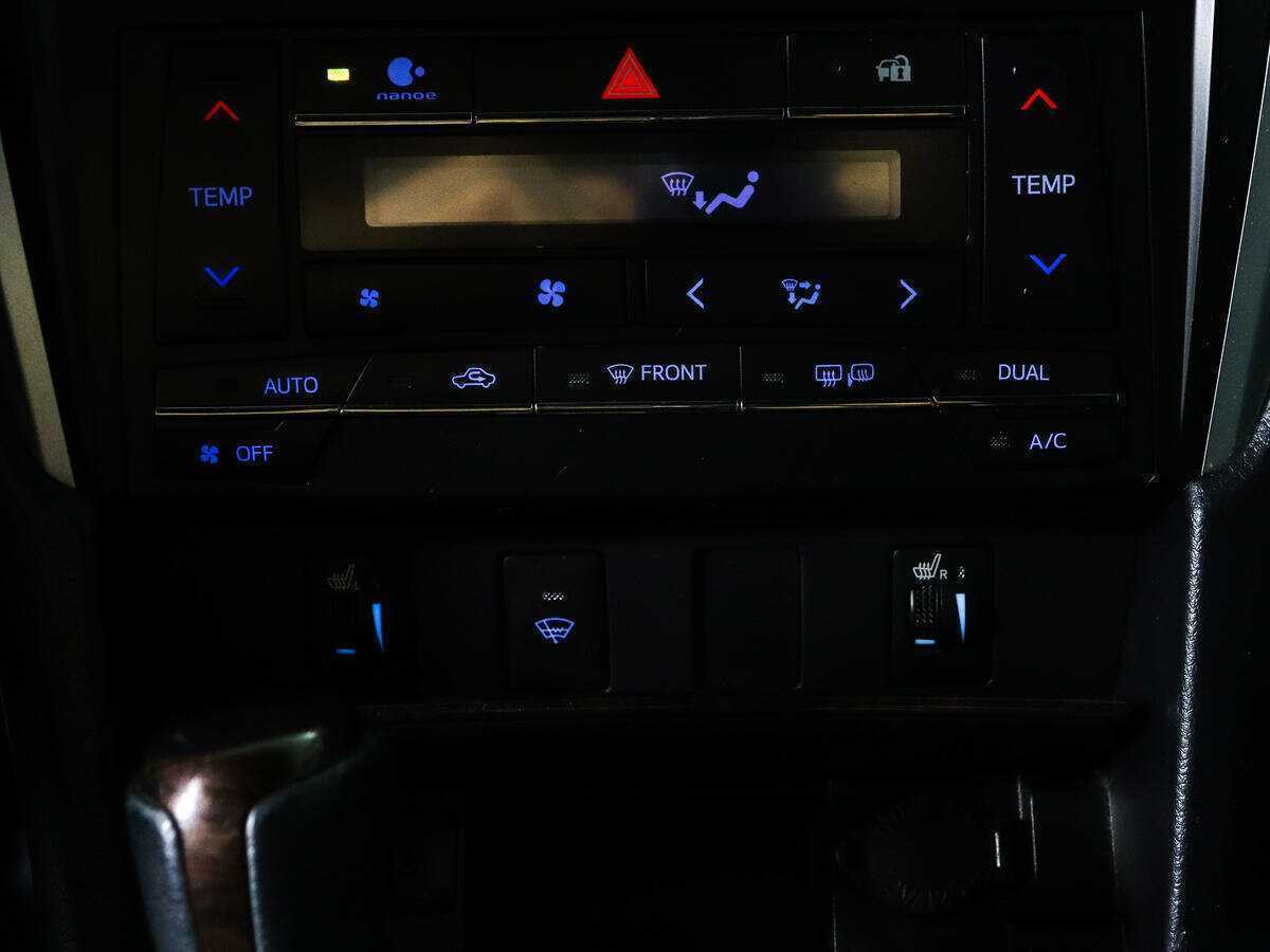 Купить Toyota Camry, 2018, 211 796 км.. Фото: #13