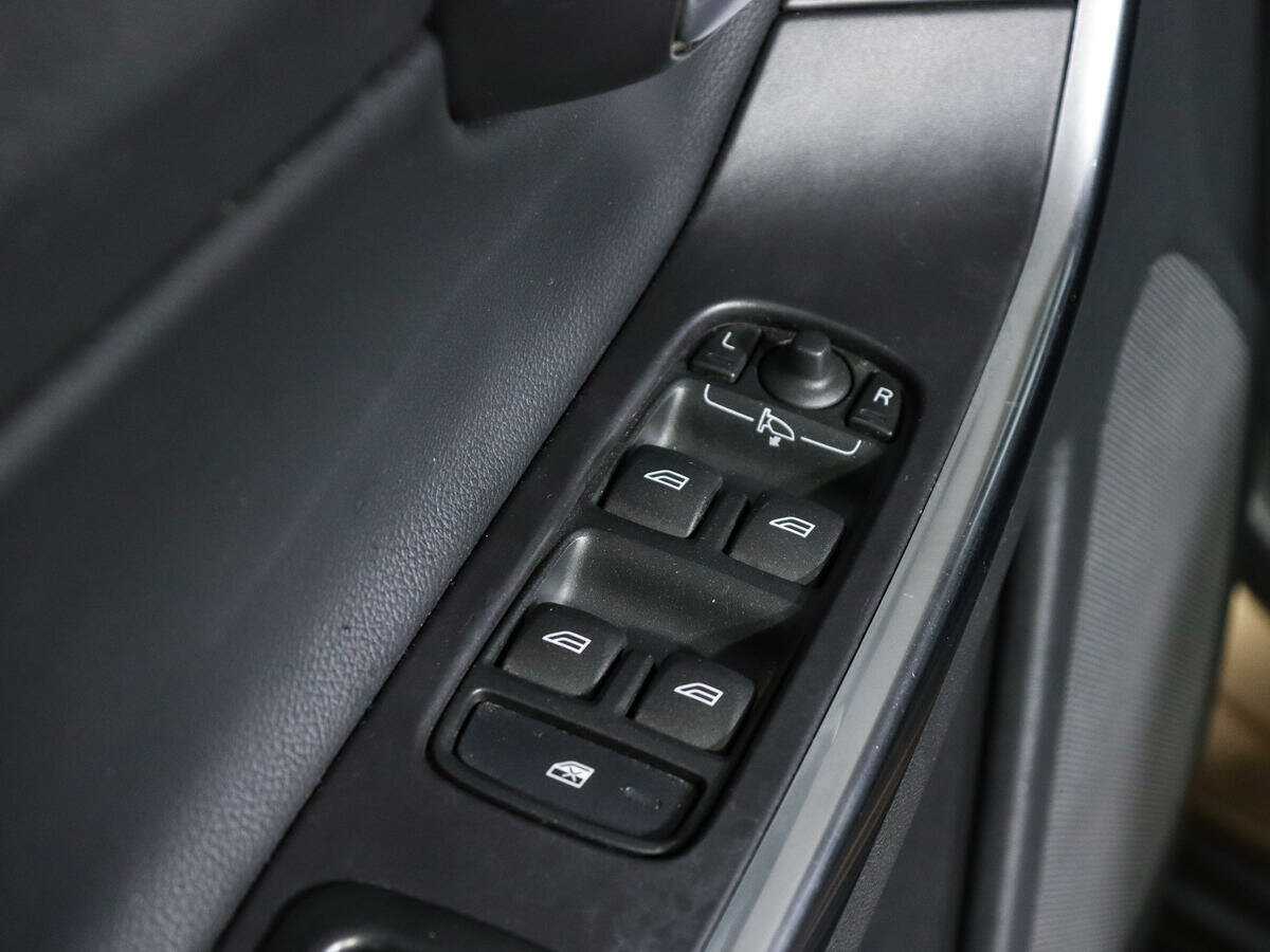 Купить Вольво ИксЦ60, 2012, 248 152 км.. Фото: #17