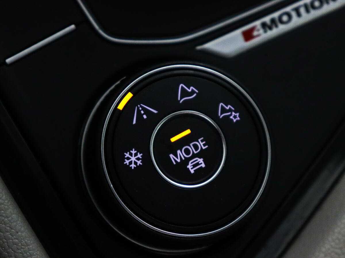 Купить Volkswagen Tiguan, 2018, 67 721 км.. Фото: #16