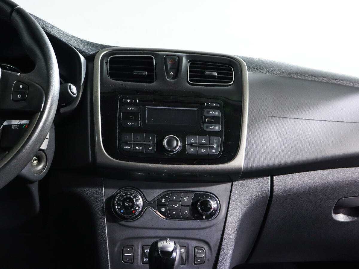 Купить Рено Сандеро, 2016, 66 170 км.. Фото: #12