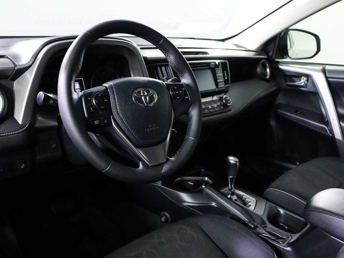 Купить Toyota RAV4, 2016, 89 400 км.. Фото: #13