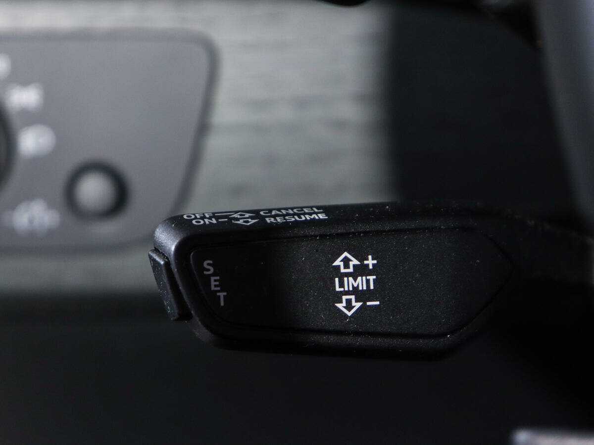 Купить Audi A4, 2017, 148 448 км.. Фото: #18