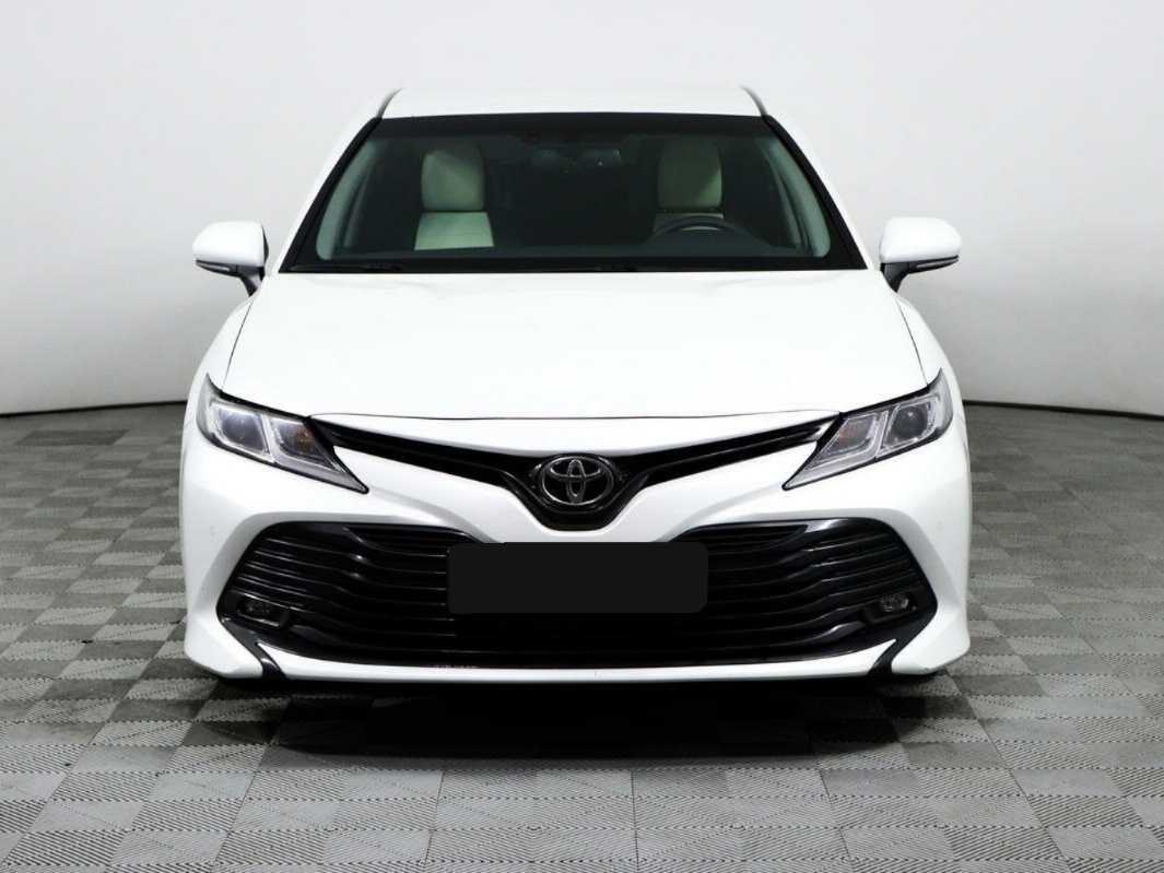 Купить Toyota Camry, 2019, 69 296 км.. Фото: #1