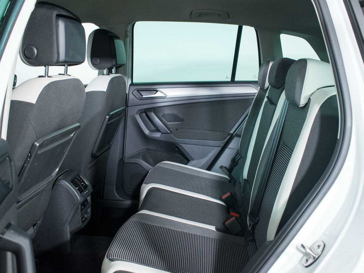 Купить Volkswagen Tiguan, 2020, 108 503 км.. Фото: #9