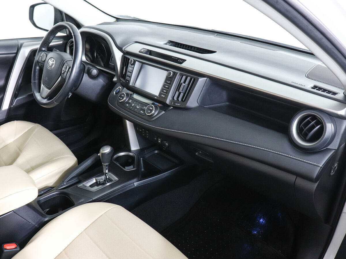 Купить Toyota RAV4, 2017, 57 571 км.. Фото: #9