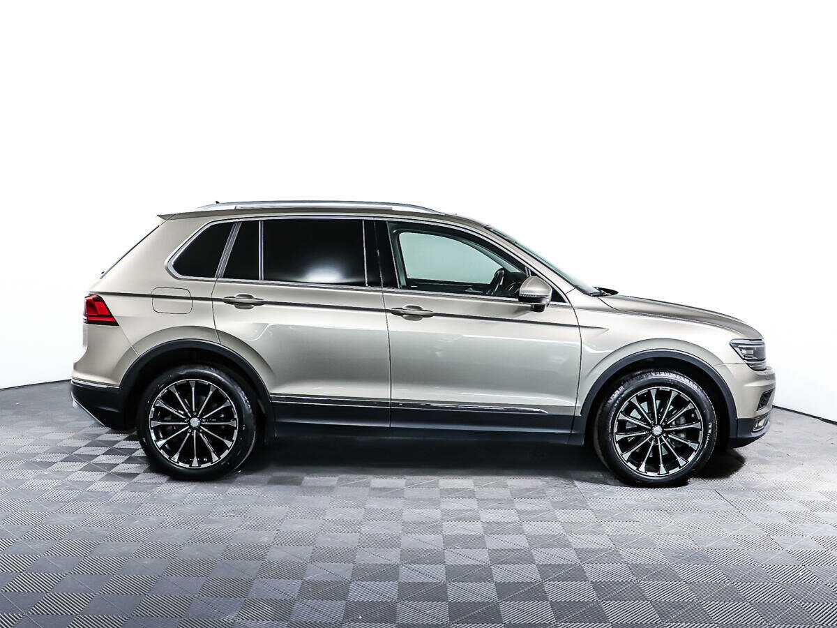 Купить Volkswagen Tiguan, 2017, 128 366 км.. Фото: #3