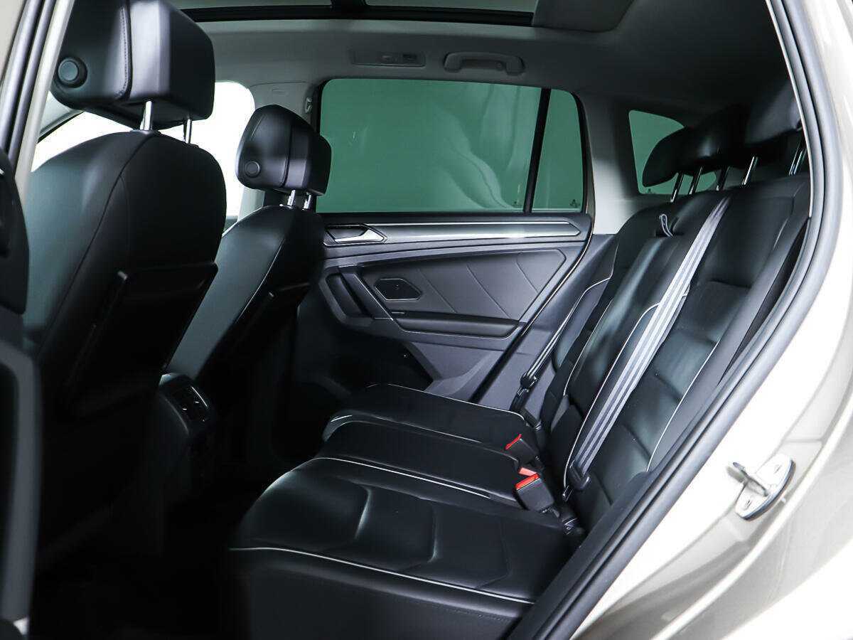 Купить Volkswagen Tiguan, 2017, 128 366 км.. Фото: #11