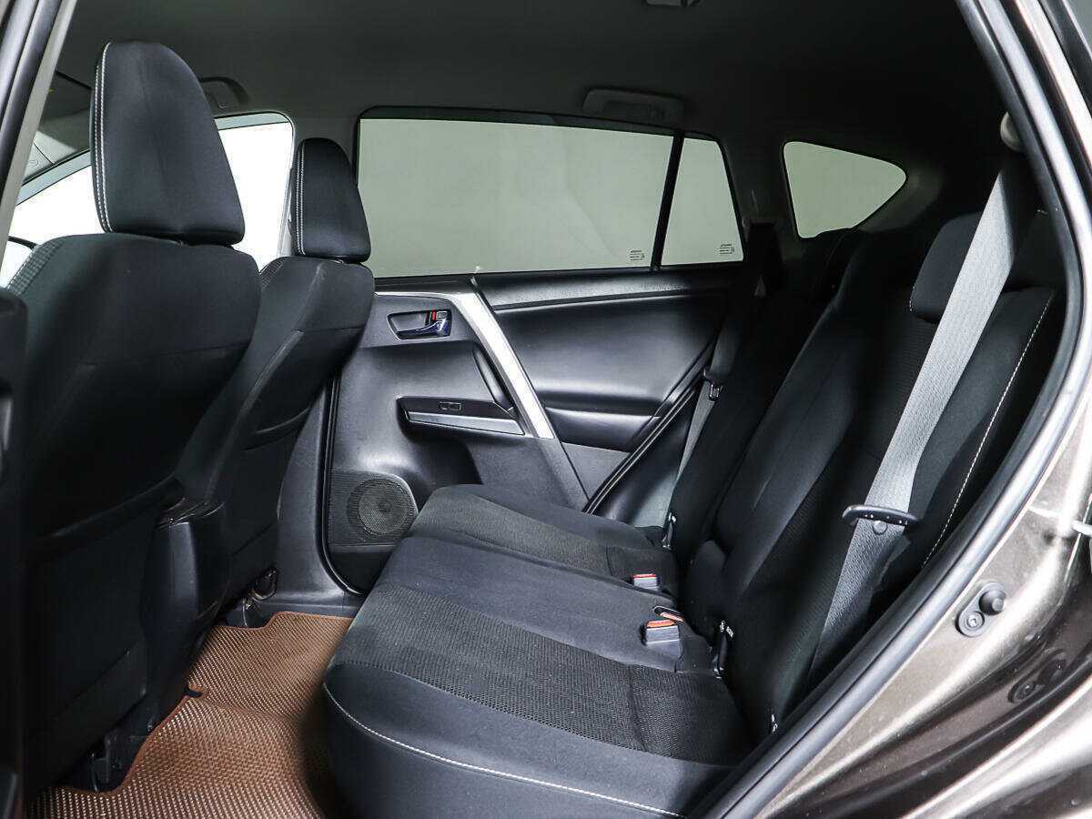 Купить Toyota RAV4, 2019, 100 089 км.. Фото: #11