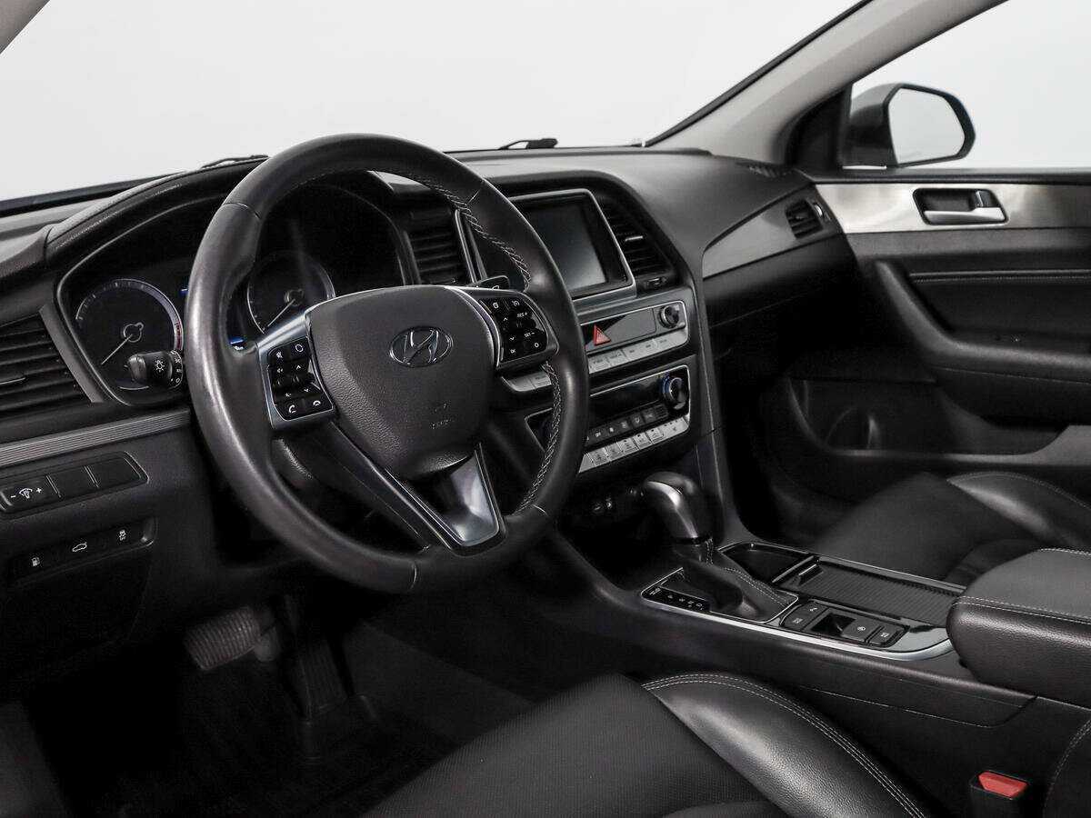 Купить Hyundai Sonata, 2017, 89 498 км.. Фото: #8