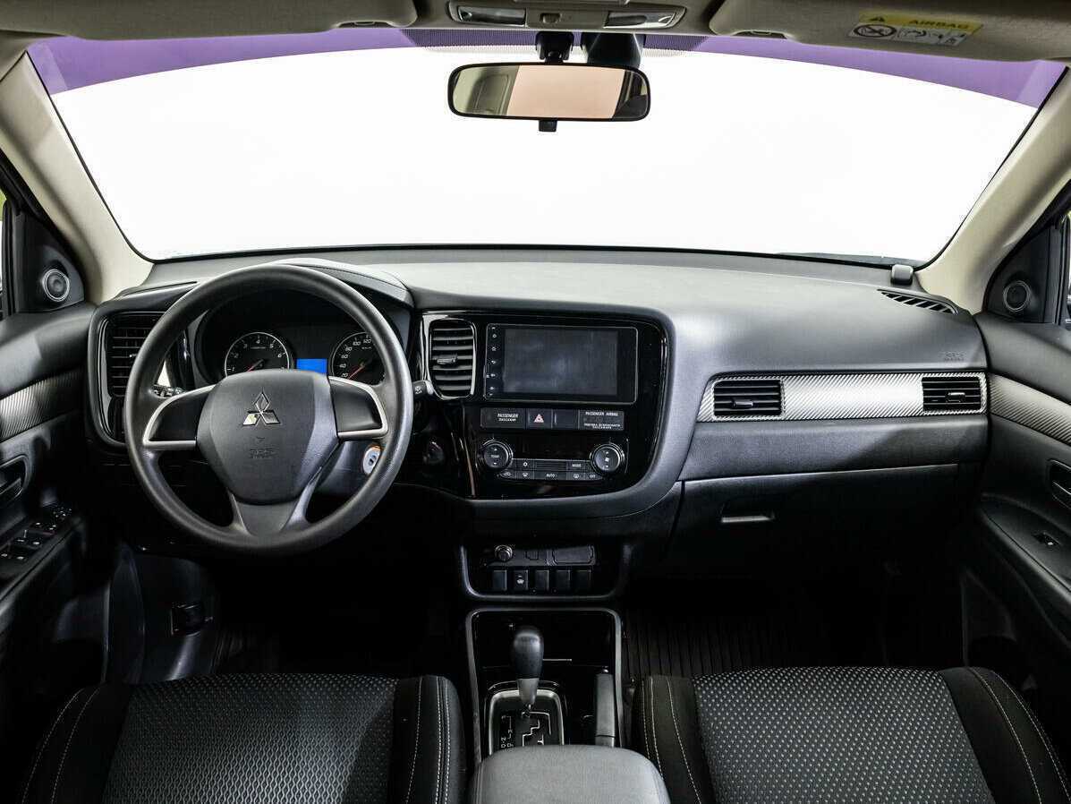 Купить Mitsubishi Outlander, 2018, 61 801 км.. Фото: #10