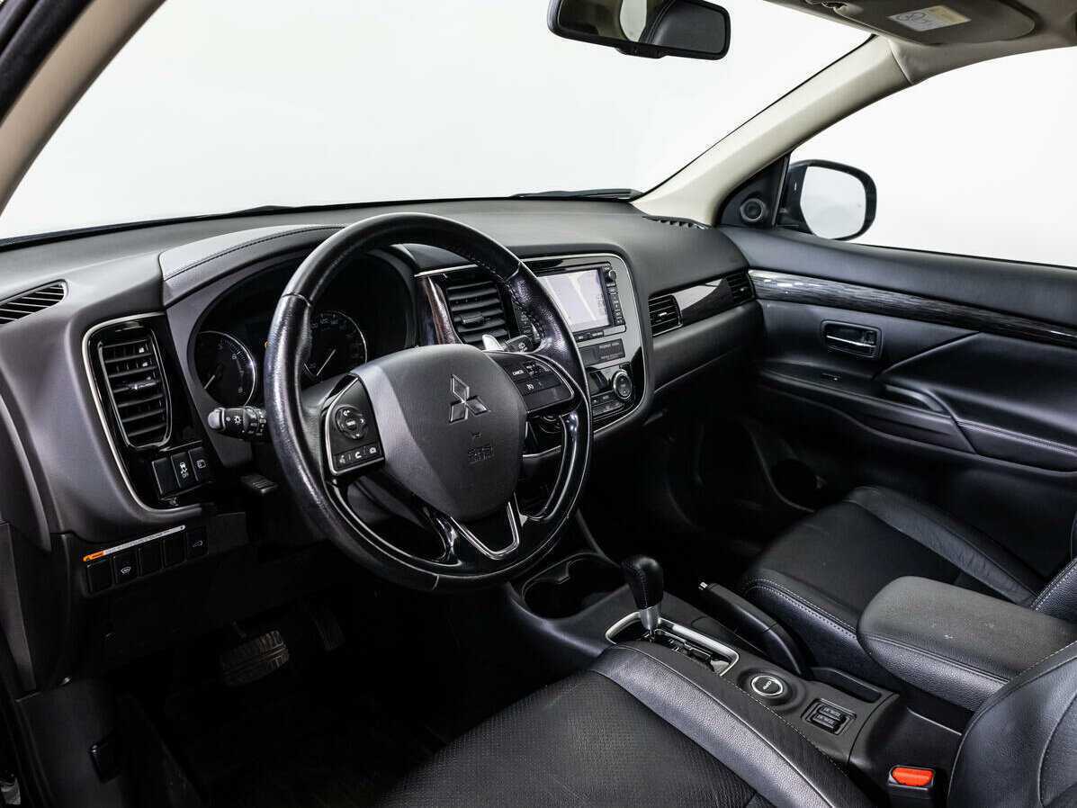 Купить Mitsubishi Outlander, 2015, 45 169 км.. Фото: #8
