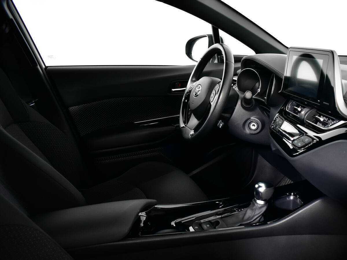 Купить Toyota C-HR, 2019, 114 134 км.. Фото: #8