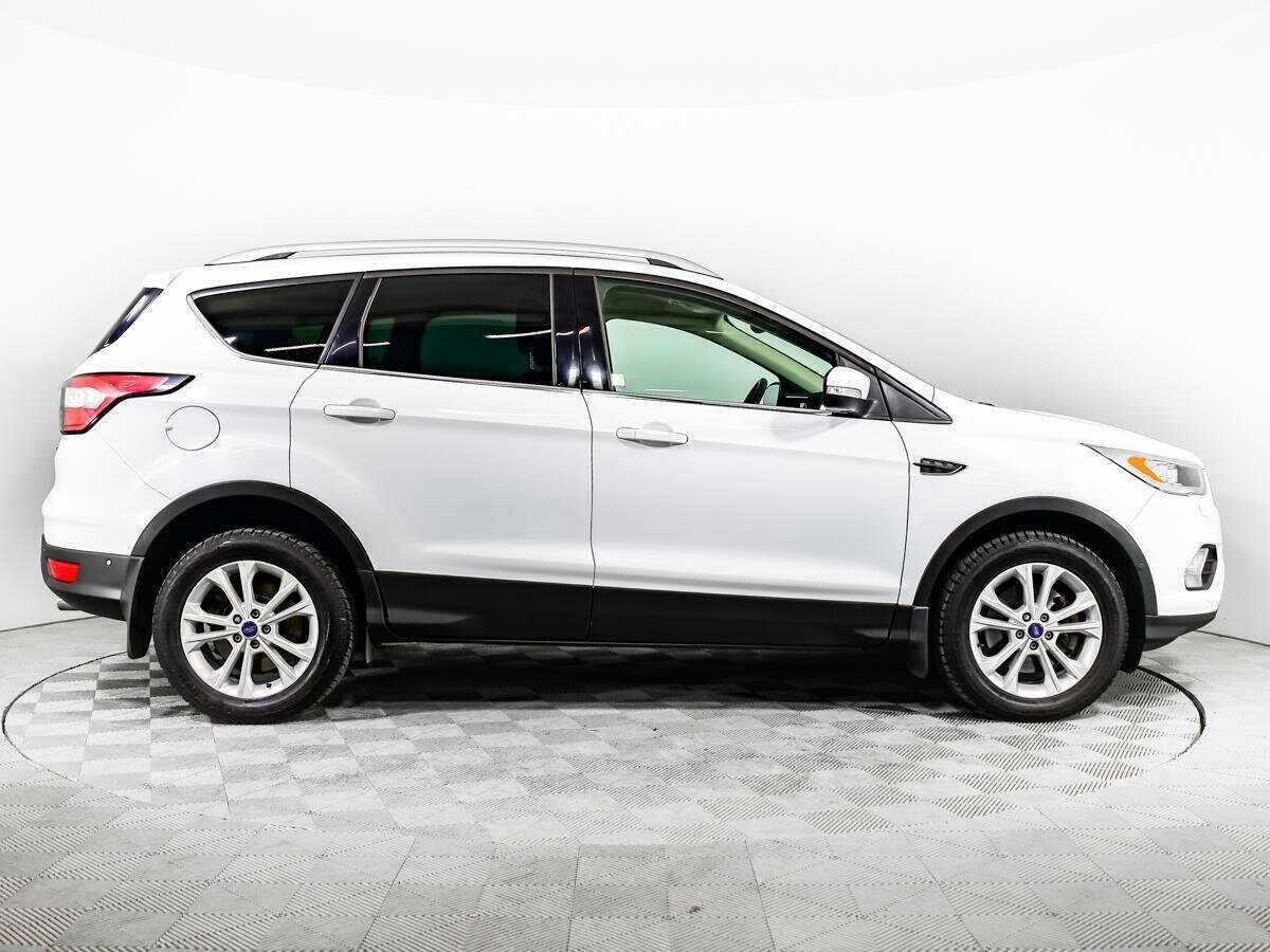 Купить Ford Kuga, 2017, 128 497 км.. Фото: #3