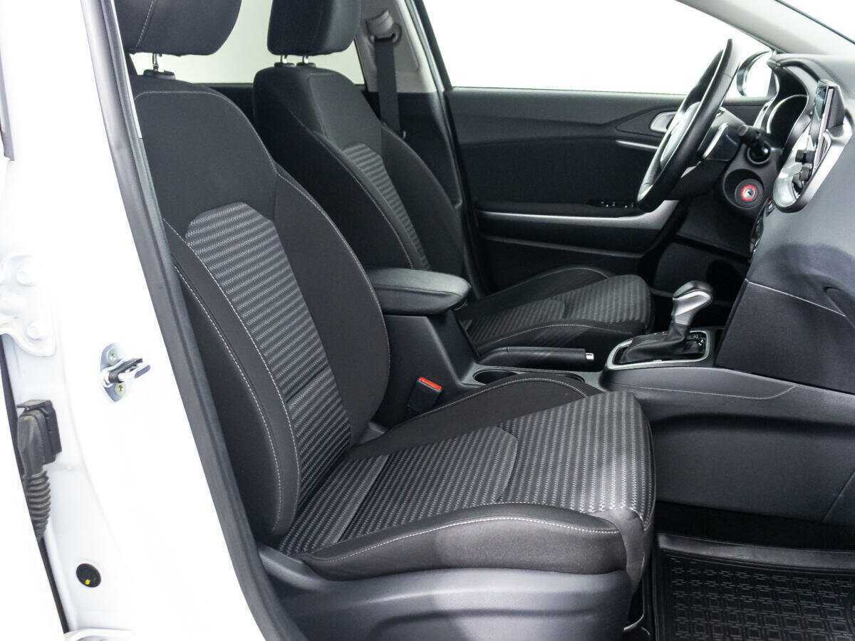 Купить Kia Ceed, 2023, 38 421 км.. Фото: #15