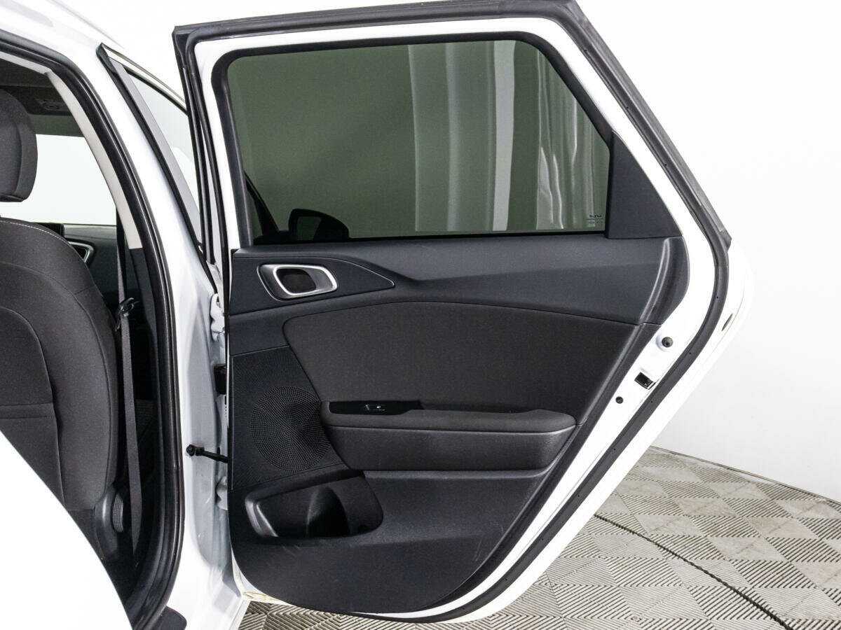 Купить Kia Ceed, 2023, 38 421 км.. Фото: #24