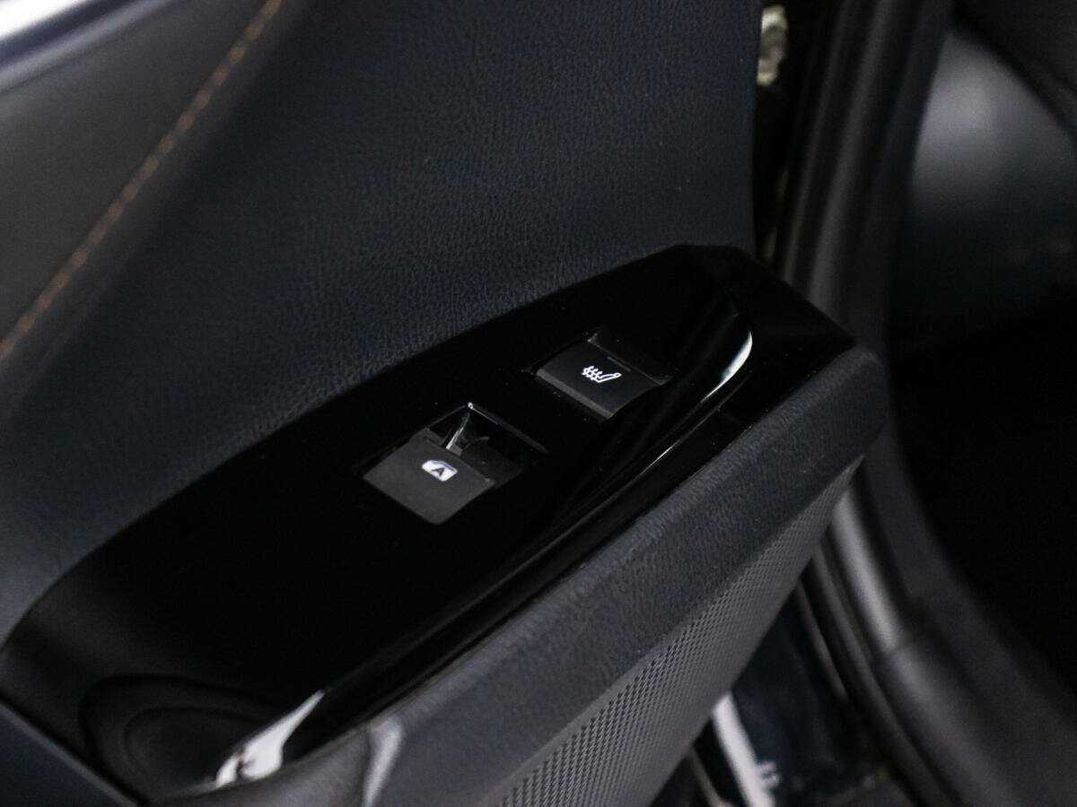 Купить Toyota Camry, 2018, 129 955 км.. Фото: #19