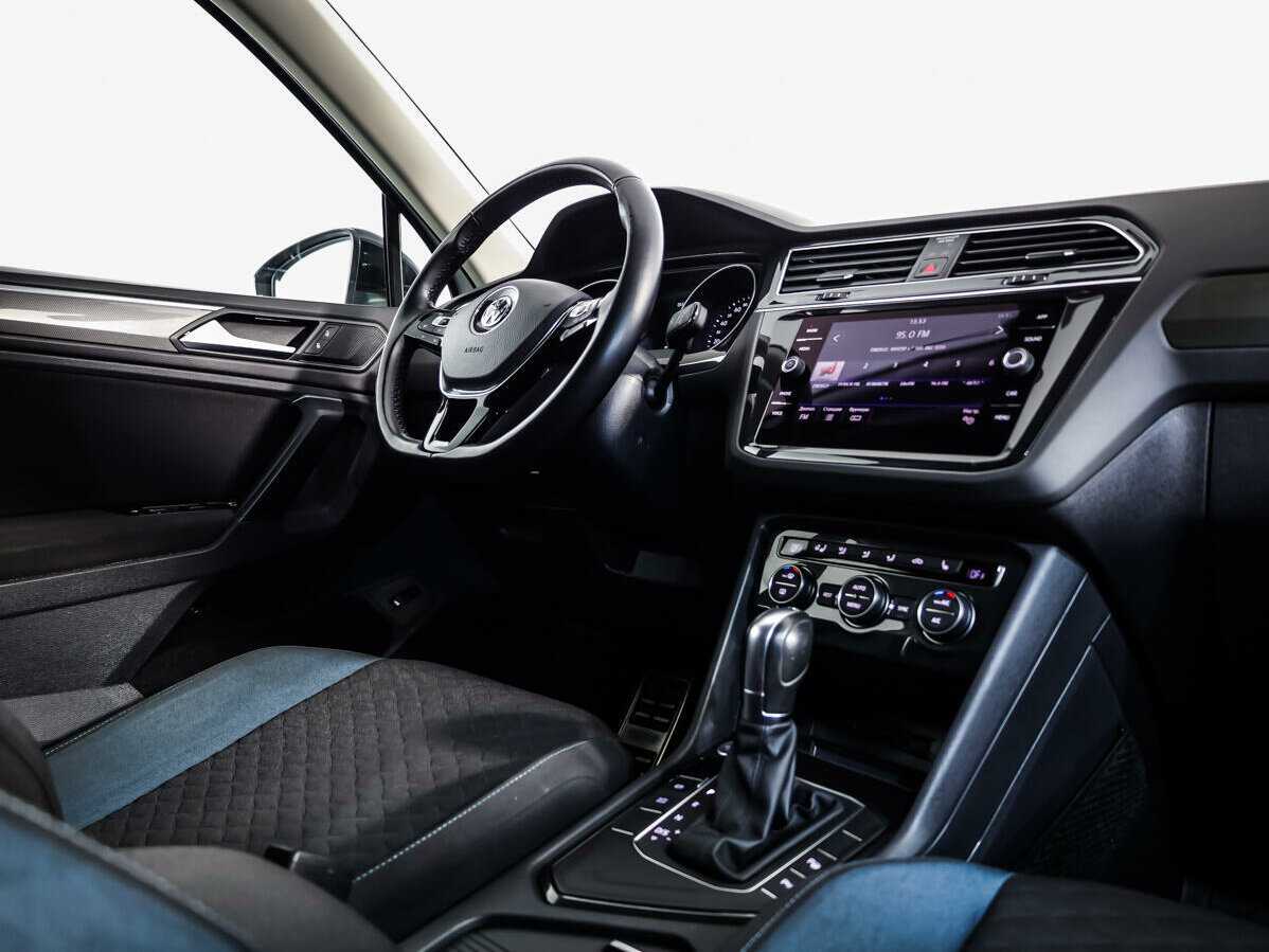 Купить Volkswagen Tiguan, 2019, 74 198 км.. Фото: #7