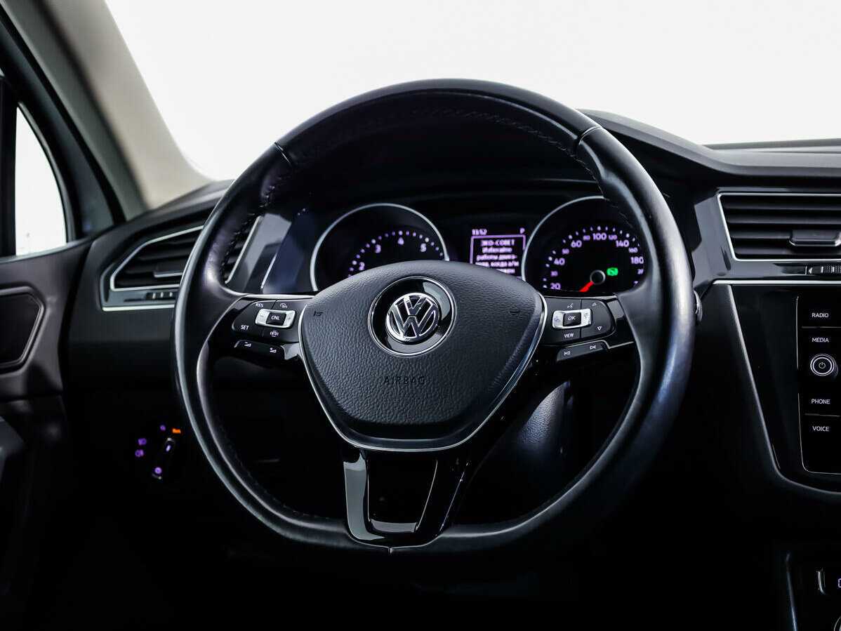 Купить Volkswagen Tiguan, 2019, 74 198 км.. Фото: #9