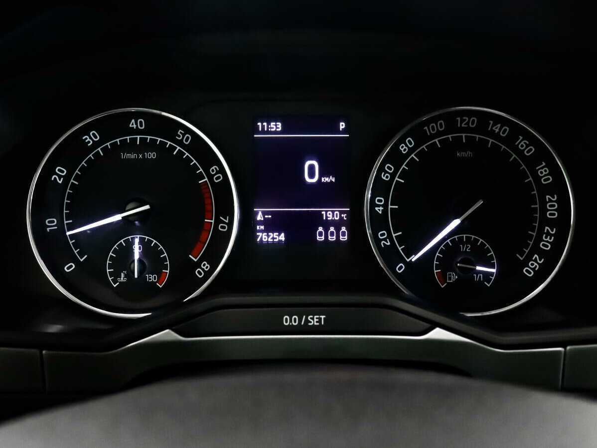 Купить Skoda Superb, 2017, 76 243 км.. Фото: #7