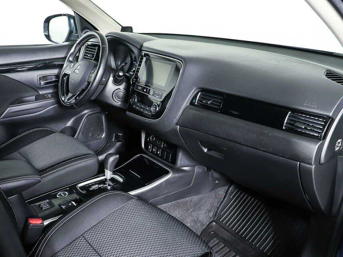 Купить Mitsubishi Outlander, 2019, 83 458 км.. Фото: #8