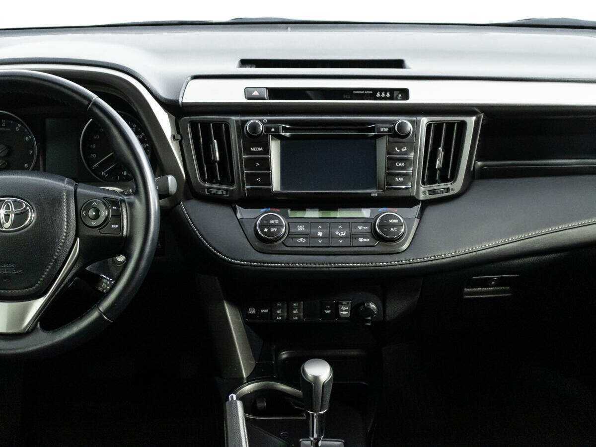 Купить Toyota RAV4, 2016, 141 638 км.. Фото: #13