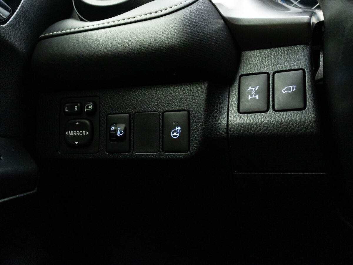 Купить Toyota RAV4, 2016, 141 638 км.. Фото: #16