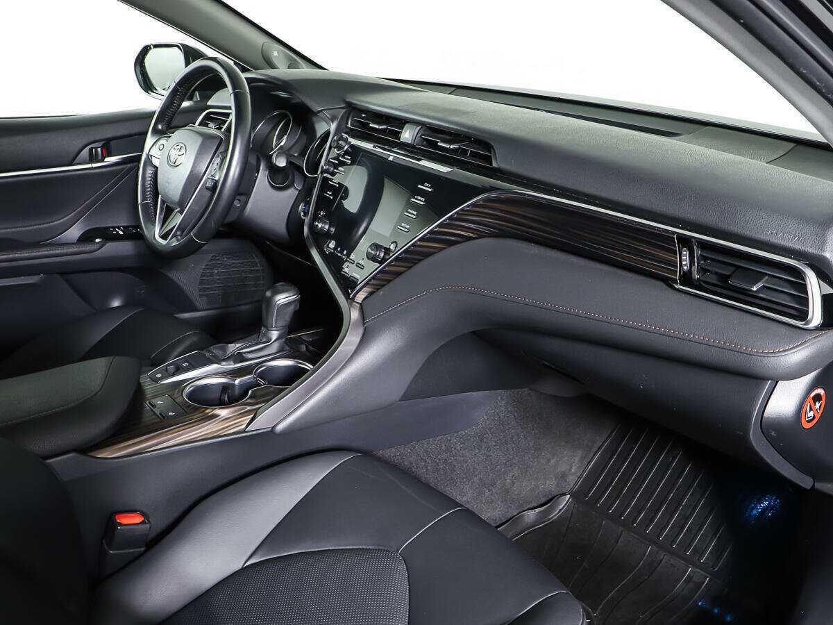 Купить Toyota Camry, 2019, 26 300 км.. Фото: #8