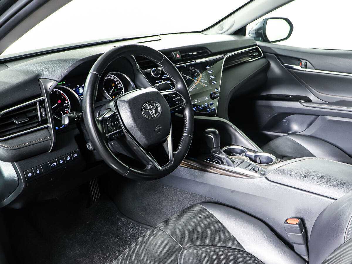 Купить Toyota Camry, 2018, 83 650 км.. Фото: #14